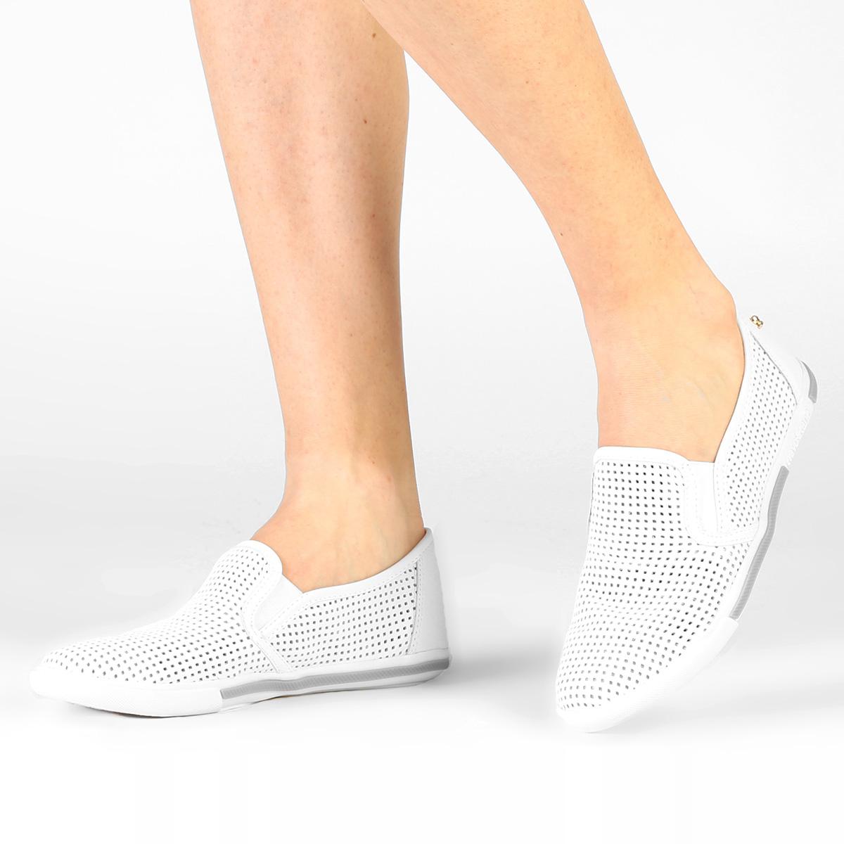 Tênis Couro Cravo \u0026 Canela Slip On Perfuros Feminino - Branco | Netshoes